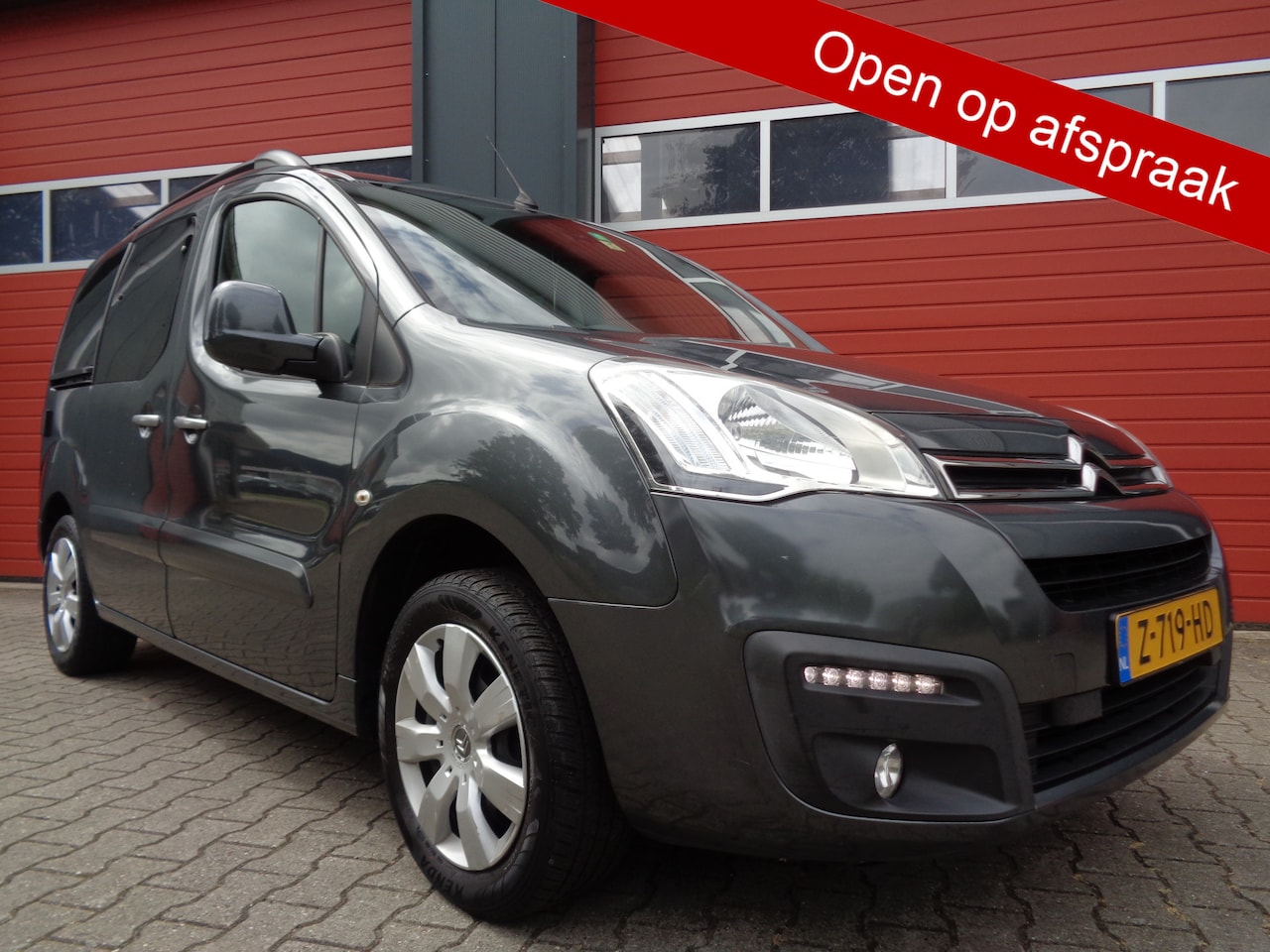Citroën Berlingo - 1.2 PureTech XTR 110PK Clima Cruise 5Persoons 103DKm - AutoWereld.nl