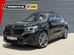 BMW X1 - sDrive20i M-Sport Pano/Leder/H&K