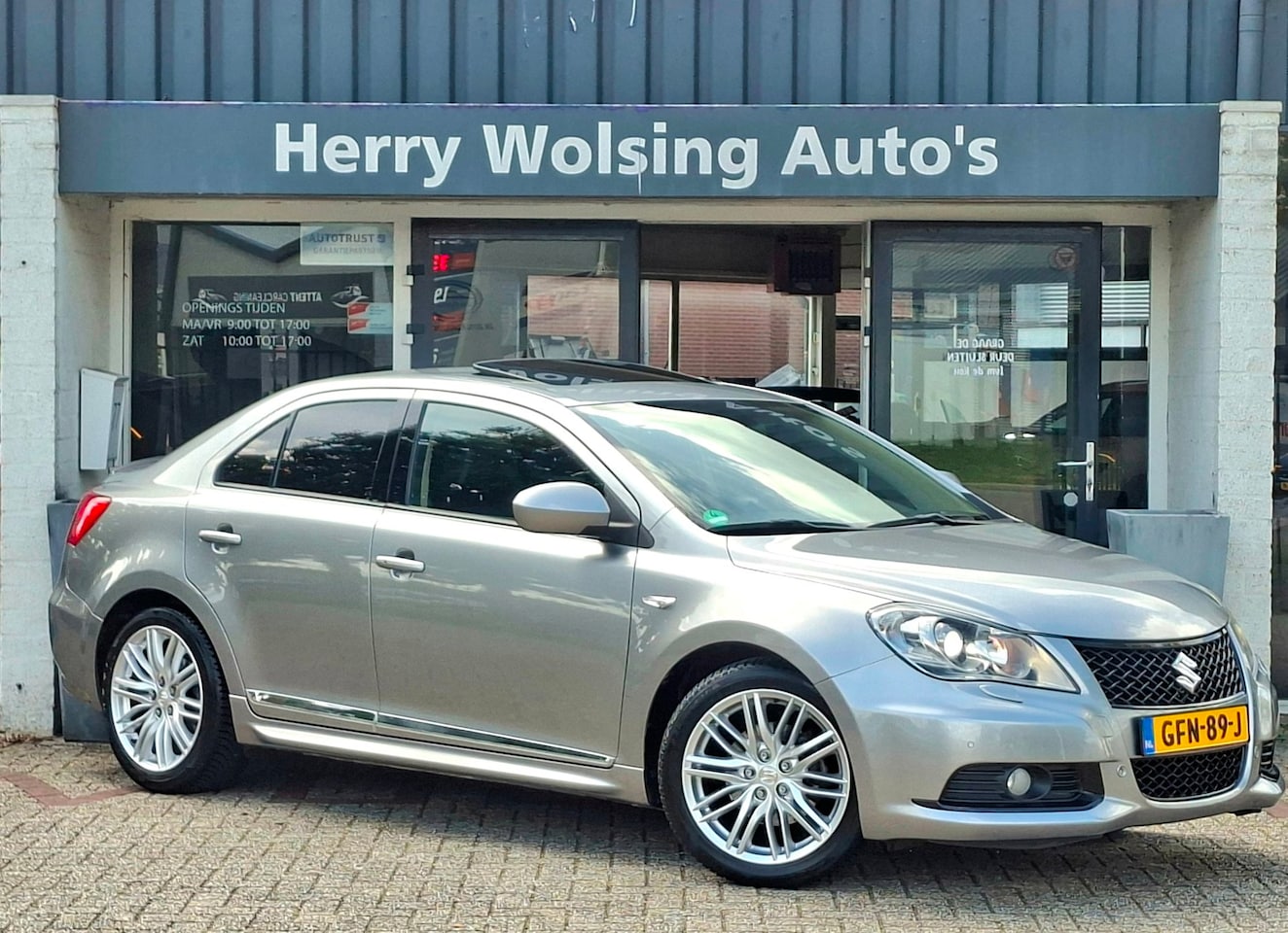 Suzuki Kizashi - 2.4 Sport Pdc Leder Clima Open dak Xenon - AutoWereld.nl