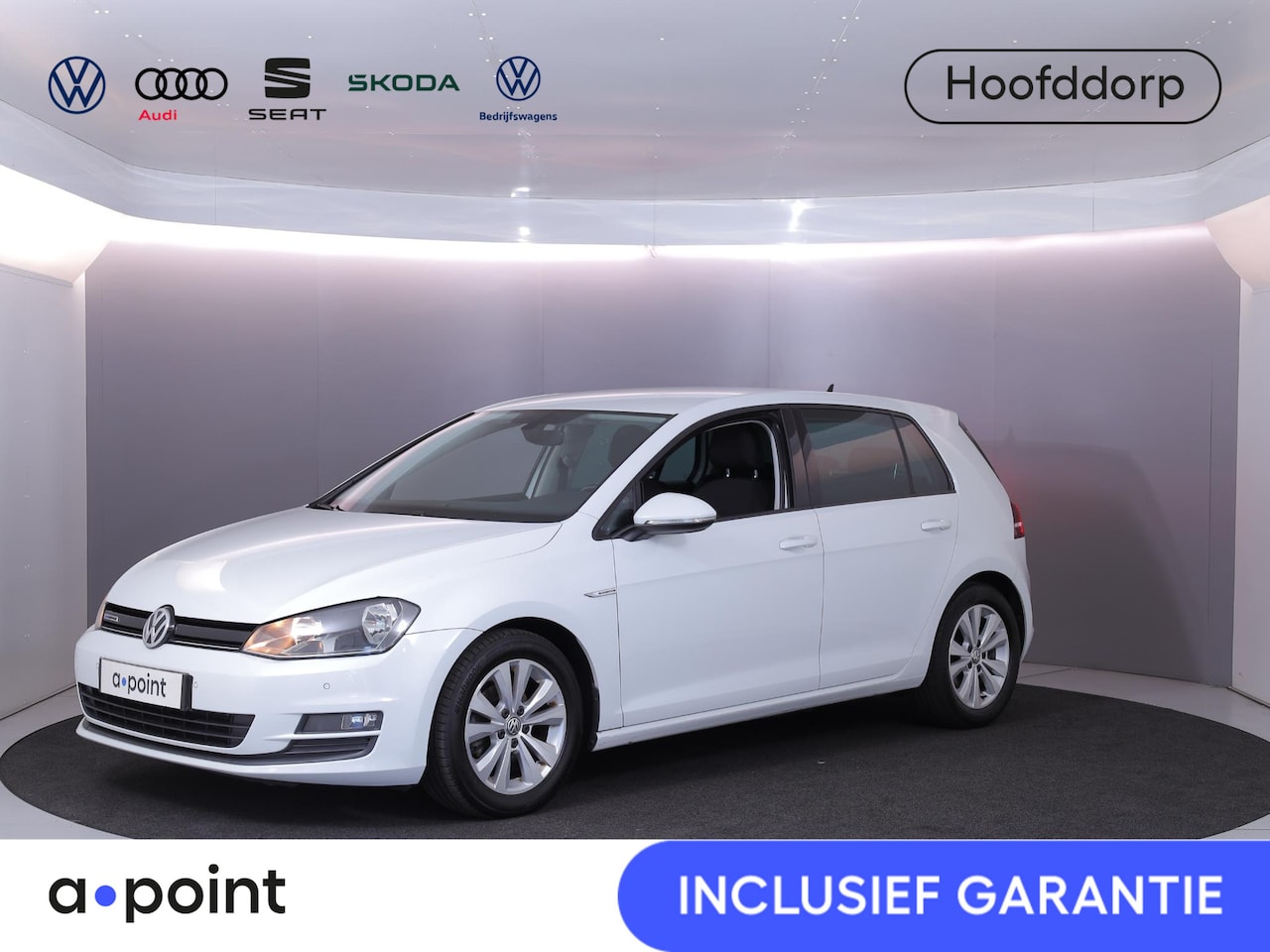 Volkswagen Golf - 1.0 TSI Connected Series 115pk 6bak| Camera| navi| LM-velgen| extra getint glas - AutoWereld.nl