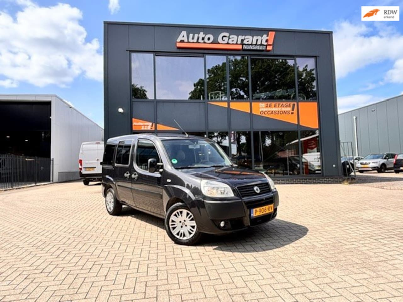 Fiat Doblò - 1.4 Malibu/airco/pdc/2 schuifdeur - AutoWereld.nl