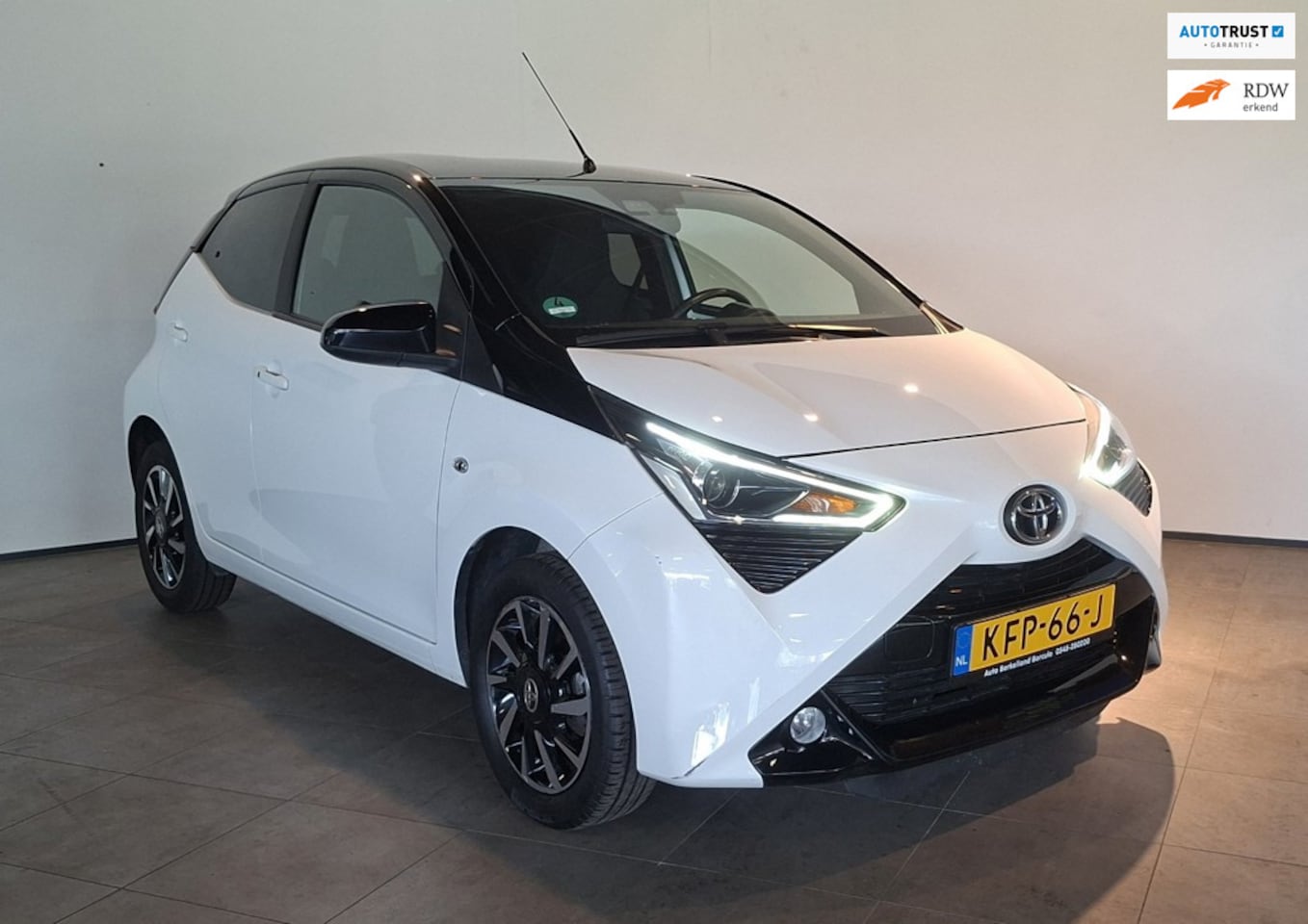 Toyota Aygo - 1.0 VVT-i x-joy 1.0 VVT-i x-joy 5-Drs - AutoWereld.nl