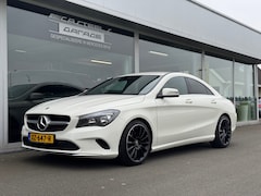 Mercedes-Benz CLA-Klasse - 200 Urban automaat , Apple-carplay , achteruitrijcamera , 55008 km
