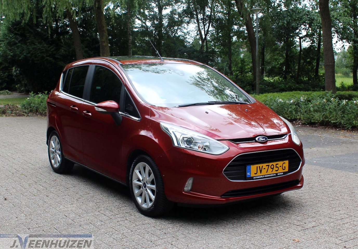 Ford B-Max - 1.0 EcoBoost Titanium Panorama dak | Navi | Schuifdeuren - AutoWereld.nl