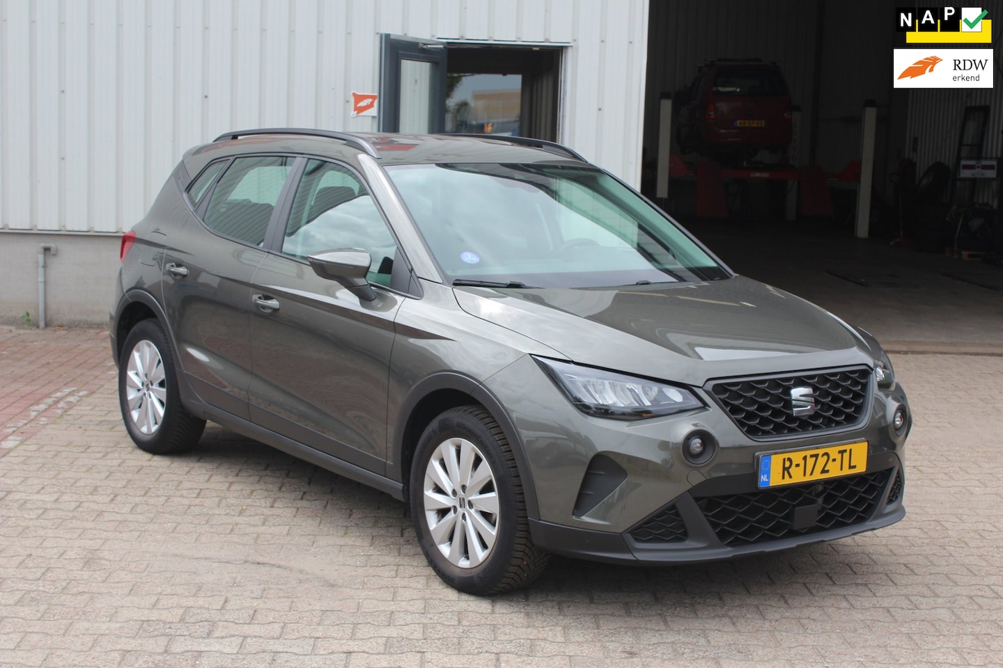 SEAT Arona - 1.0 TSI Style 1e eigenaar, trekhaak. - AutoWereld.nl