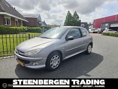 Peugeot 206 - 1.4 HDi X-line NIEUWE APK 8-2027/INRUILKOOPJE