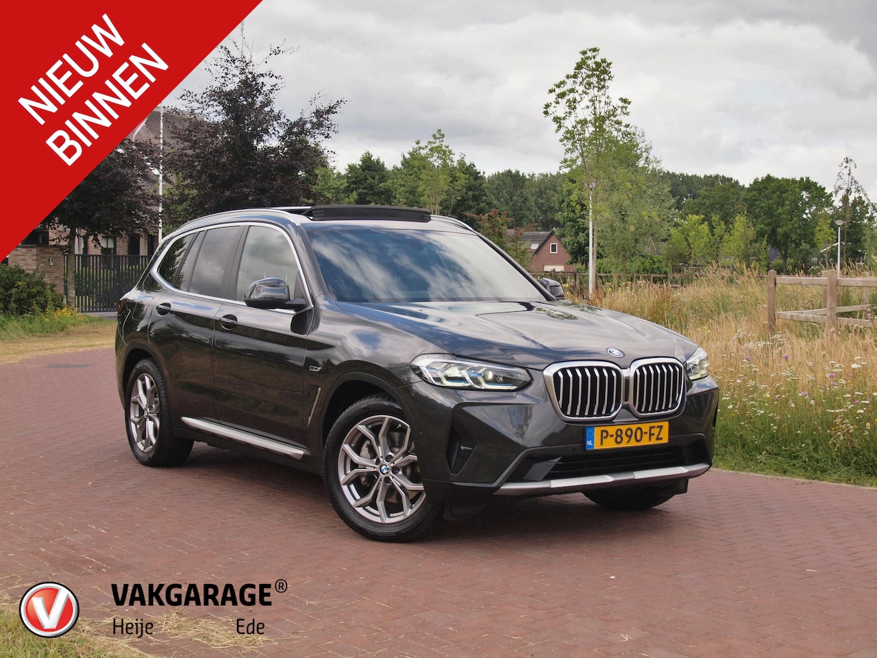 BMW X3 - xDrive30e Business Edition Plus | Panoramadak | Head-Up Display | Camera | Sfeerverlichtin - AutoWereld.nl
