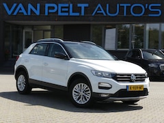 Volkswagen T-Roc - 1.0 TSI Style Business / Trekhaak / Carplay