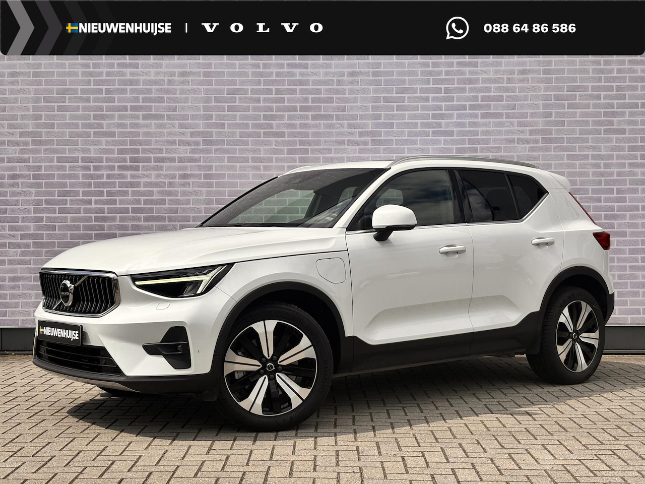 Volvo XC40 - Plug-in Hybrid T4 Ultimate Bright | Panoramadak | Stoel- en stuurverwarming | Elektrische - AutoWereld.nl