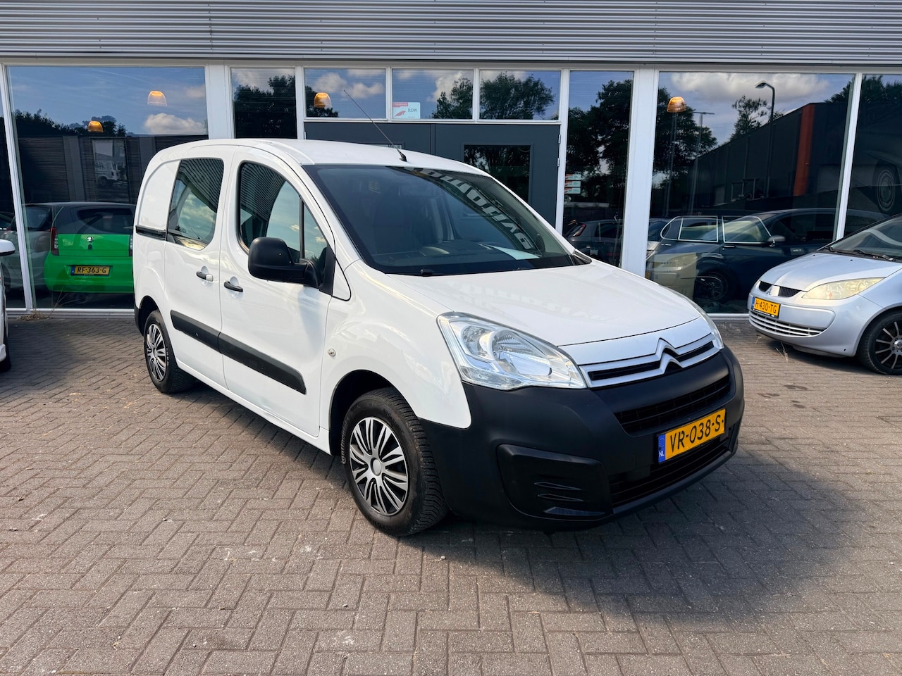Citroën Berlingo - 1.6 BlueHDI 100 Business Economy 1.6 BlueHDI 100 Business Economy S&S - AutoWereld.nl