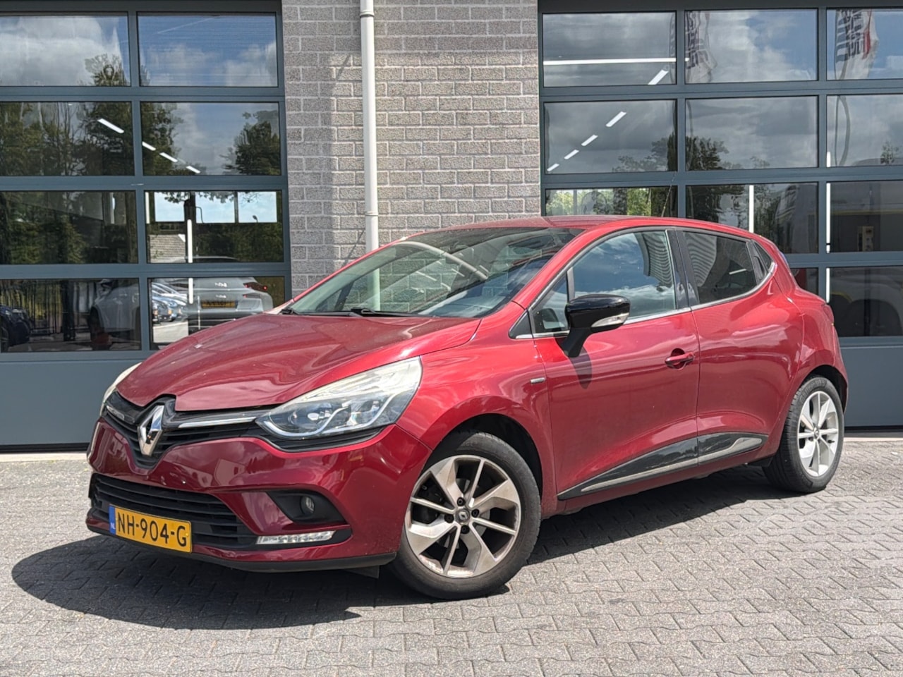 Renault Clio - 0.9 TCe Limited 0.9 TCe Limited - AutoWereld.nl