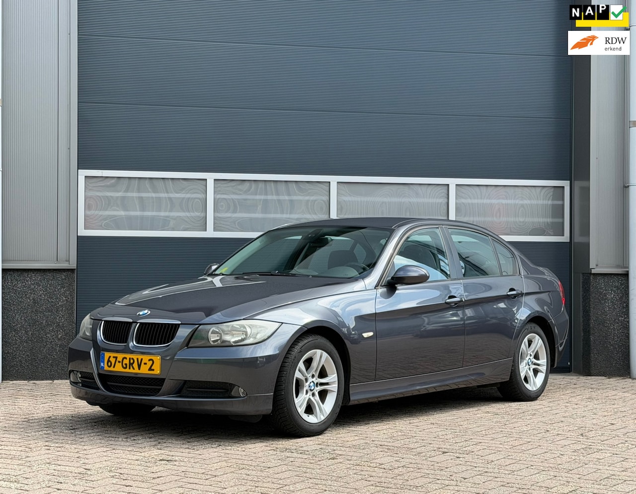 BMW 3-serie - 318i Executive bj.2008 Navi|Airco|Cc|Pdc|Nap. - AutoWereld.nl