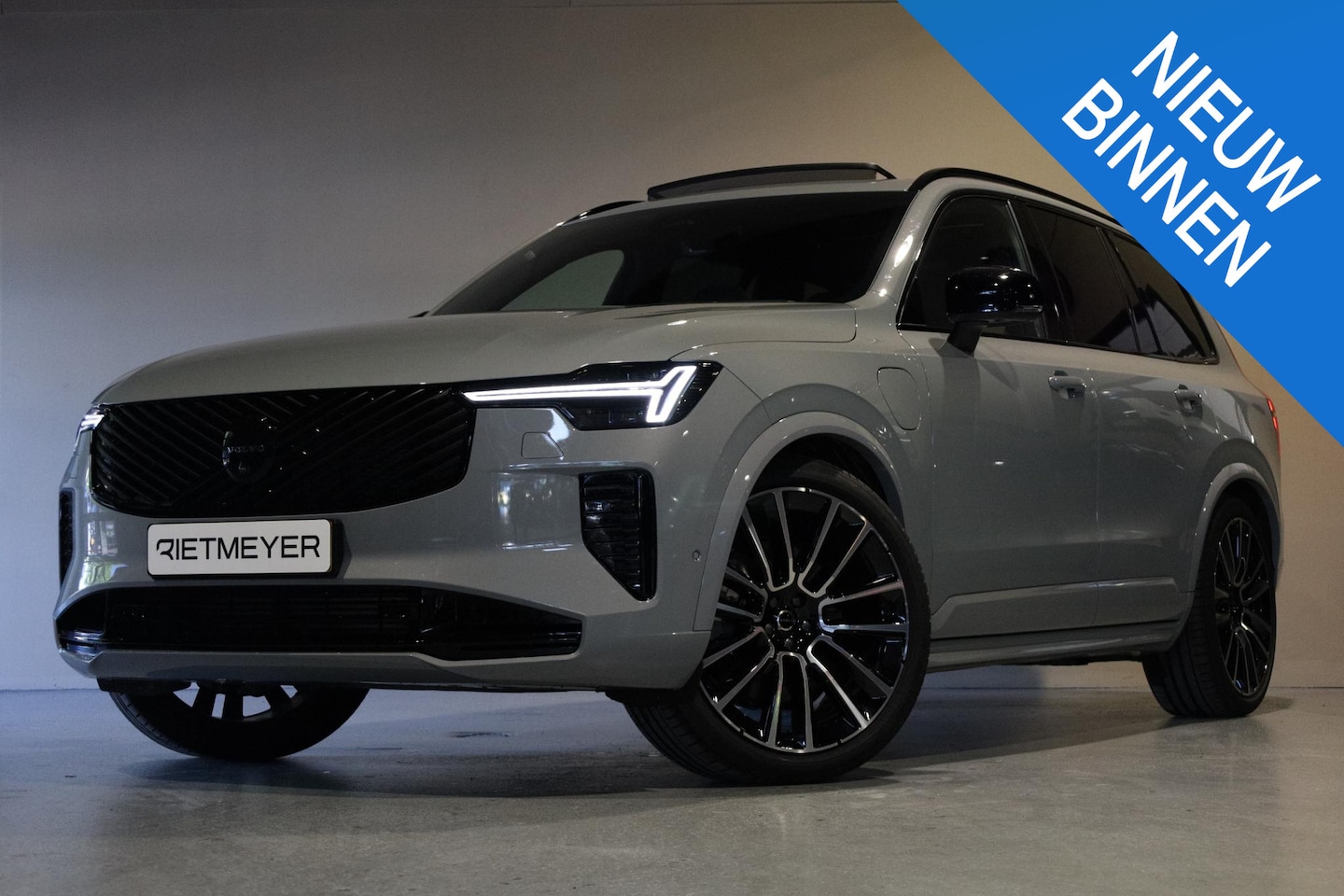 Volvo XC90 - 2.0 T8 Plug-in hybrid AWD Ultra Bright |Massage Stoelen |Panorama dak | Nappa Leder |Lucht - AutoWereld.nl