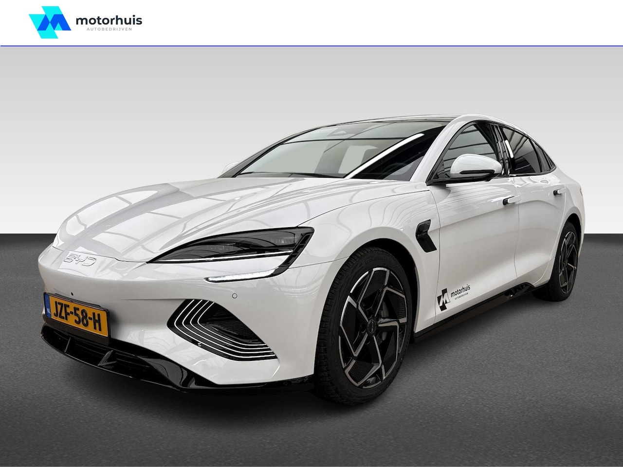 BYD Seal - Design RWD 82.5 kWh | Android Auto | Apple Carplay | Navigatie - AutoWereld.nl