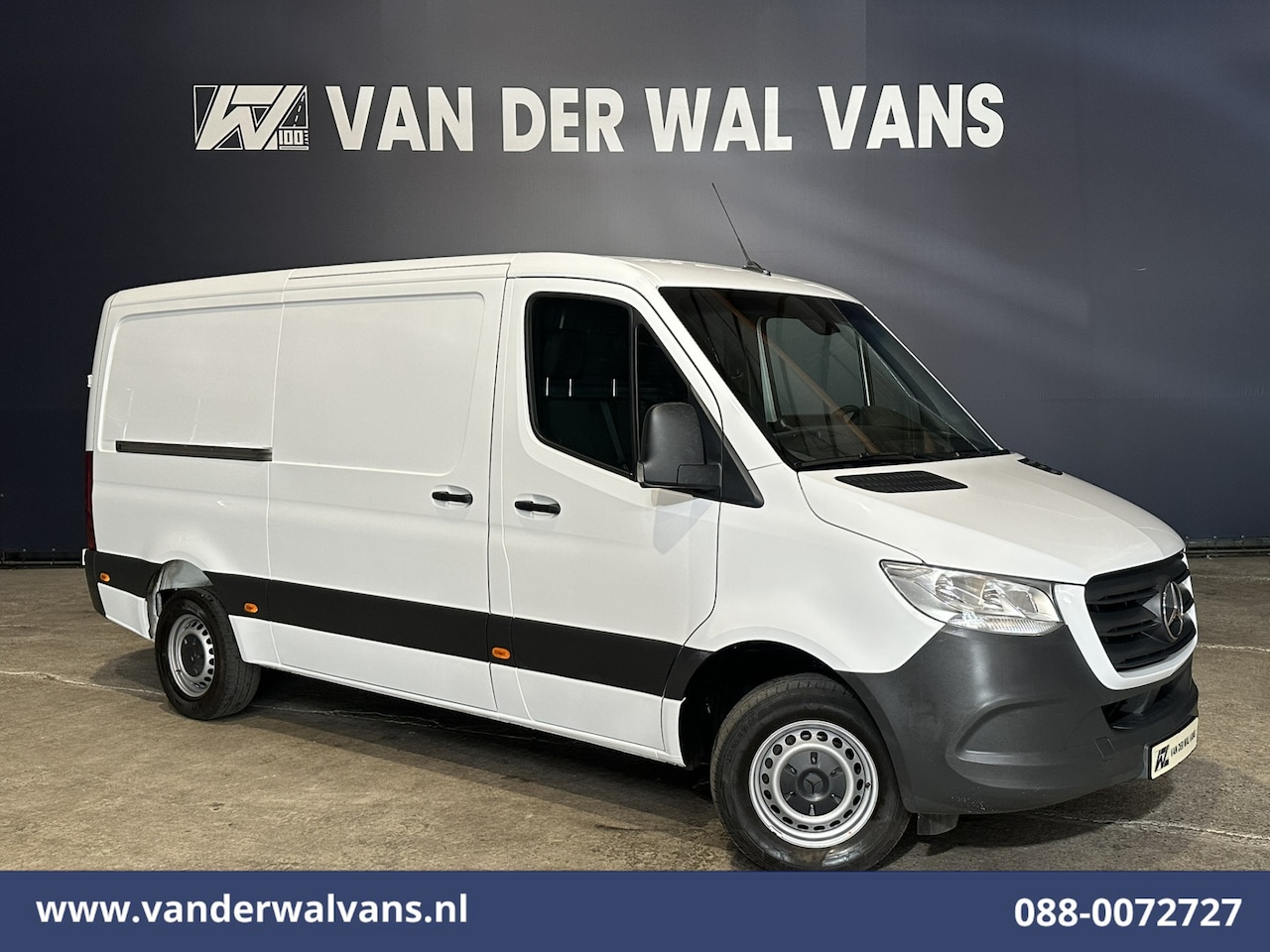 Mercedes-Benz Sprinter - 314 CDI 143pk L2H1 Euro6 Airco | Camera | Apple Carplay | Trekhaak | Chauffeursstoel Andro - AutoWereld.nl