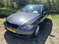BMW 3-serie - 320i