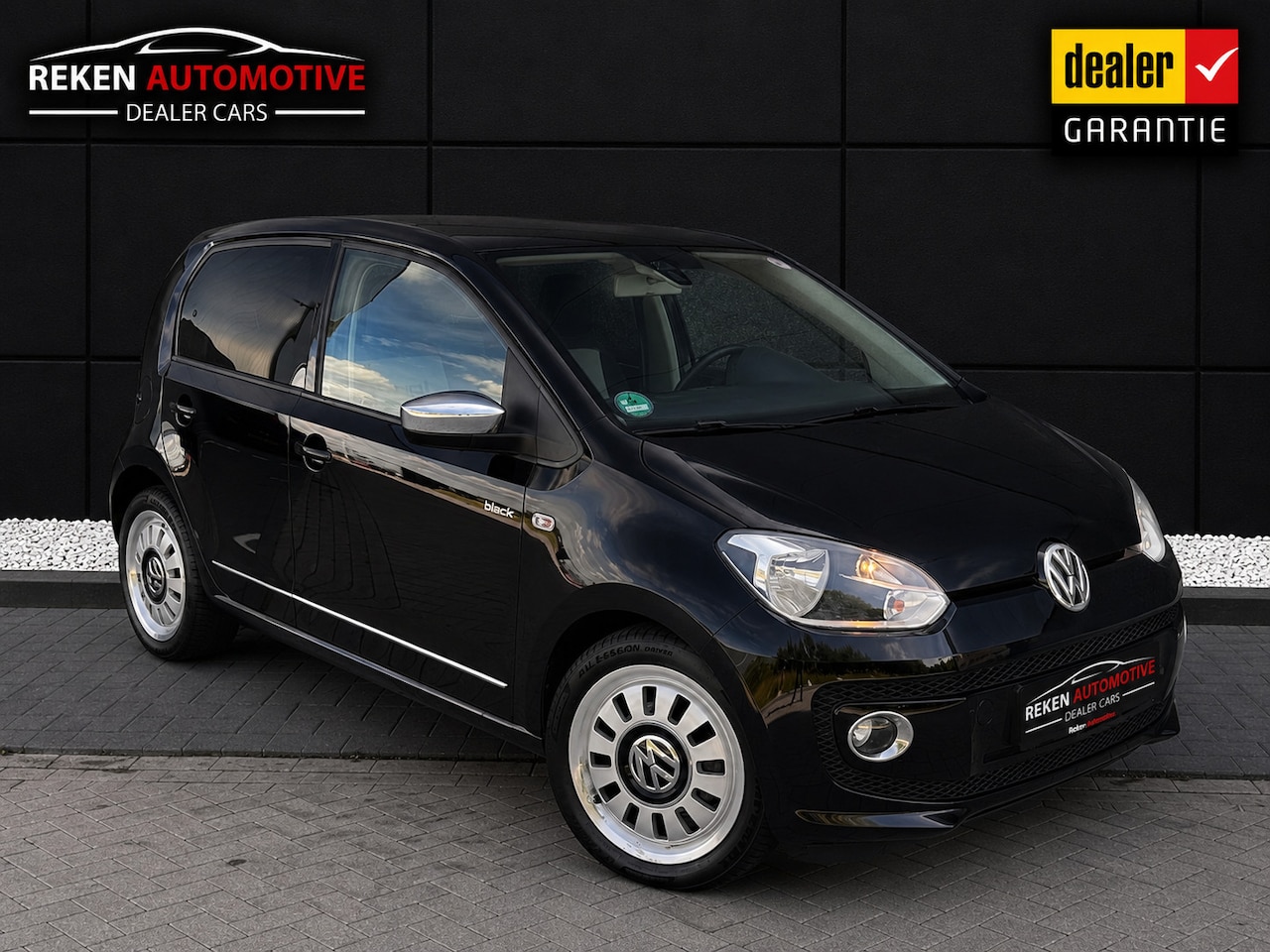 Volkswagen Up! - 1.0 high up! Black up! Cruise Pdc Stoelverwrm - AutoWereld.nl