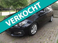 Peugeot 308 SW - 1.2 PureTech Blue Lease Executive//MET NIEUWE DISTRIBUTIE RIEM