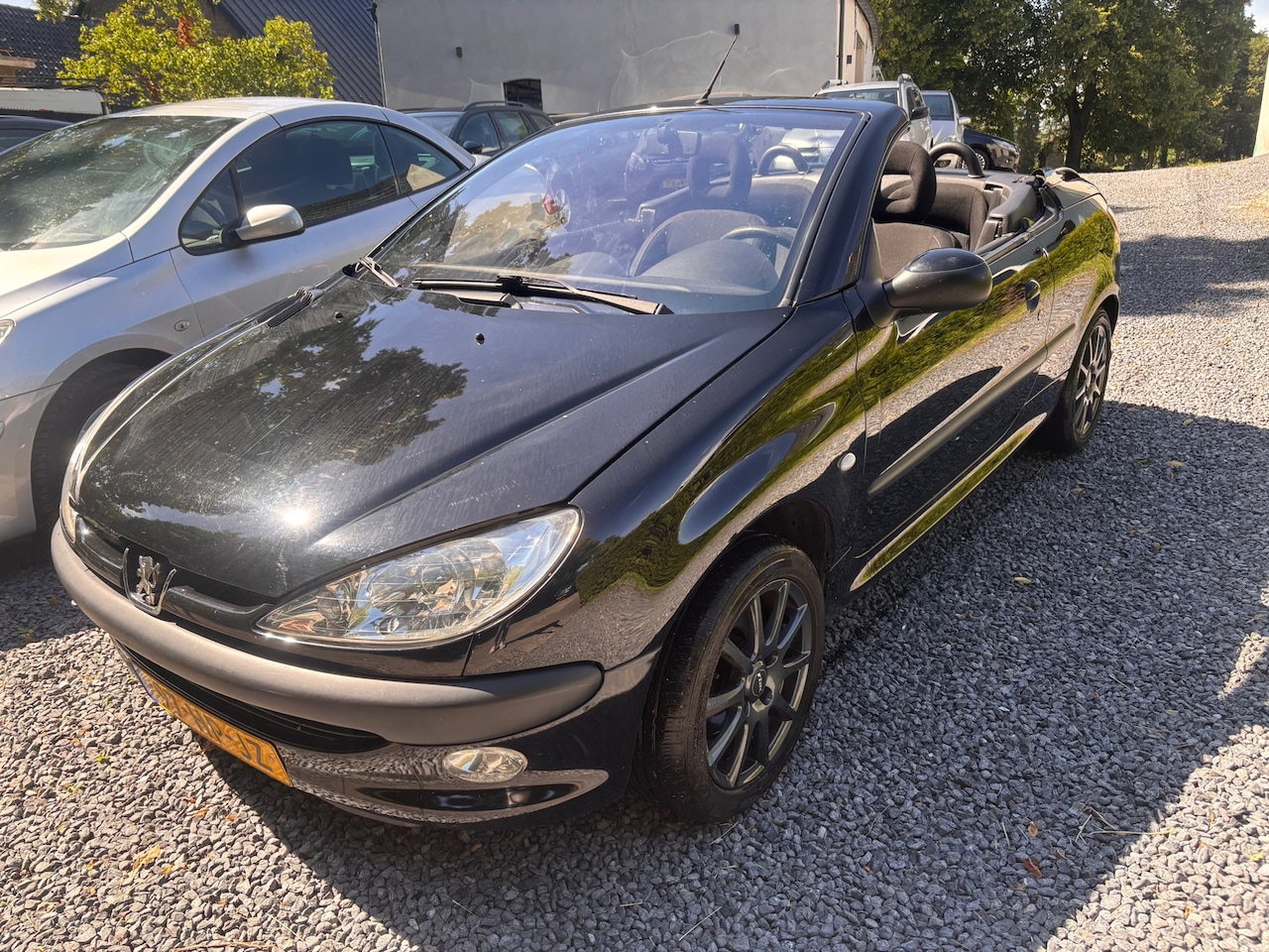 Peugeot 206 CC - 1.6-16V KM 182098 MET NAP - AutoWereld.nl