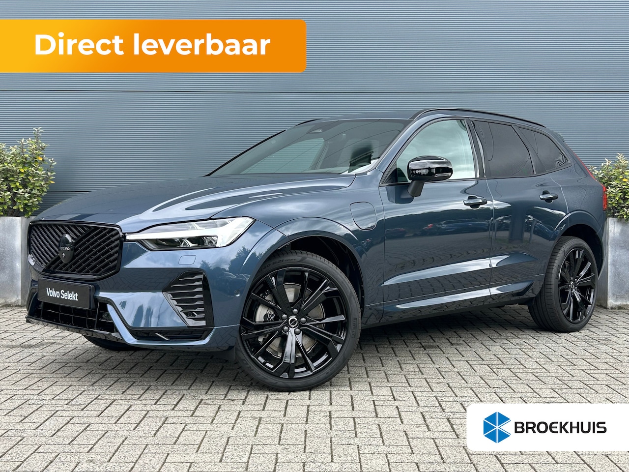 Volvo XC60 - 2.0 T6 Plug-in hybrid AWD Plus Black Edition | Stoelventilatie | Trekhaak | HU-Display | 3 - AutoWereld.nl