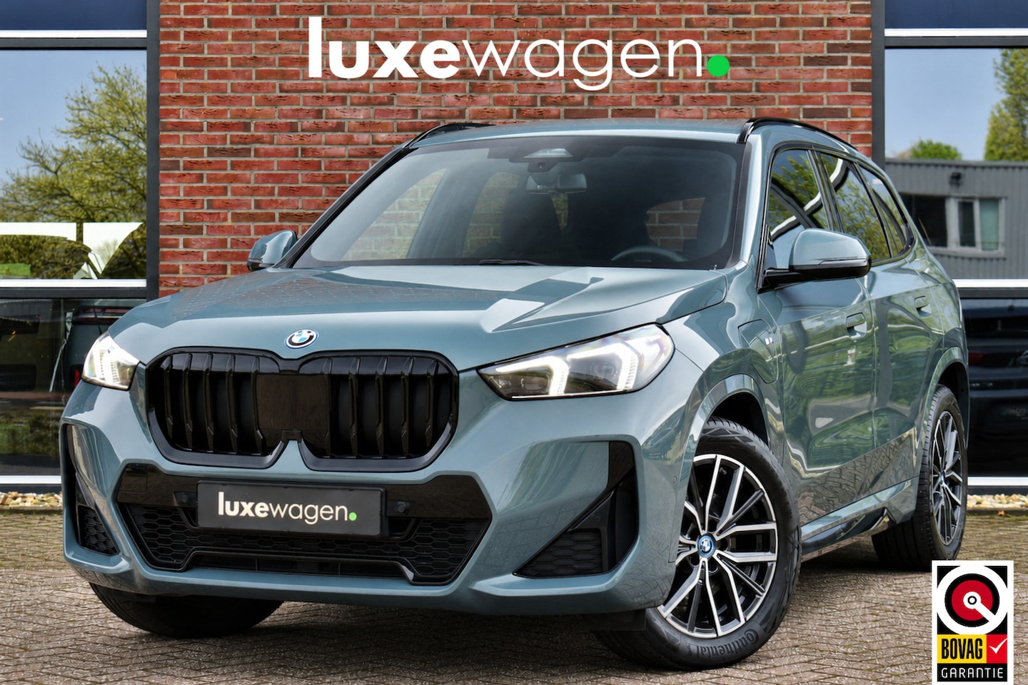 BMW X1 - xDrive25e M-Sport Premium 18inch Leder Camera ACC-voorbereiding - AutoWereld.nl