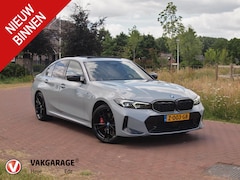 BMW 3-serie - 330e | Iconic Glow Nieren | M-Pakket | Panoramadak | Trekhaak | 360 Camera | Sfeerverlicht