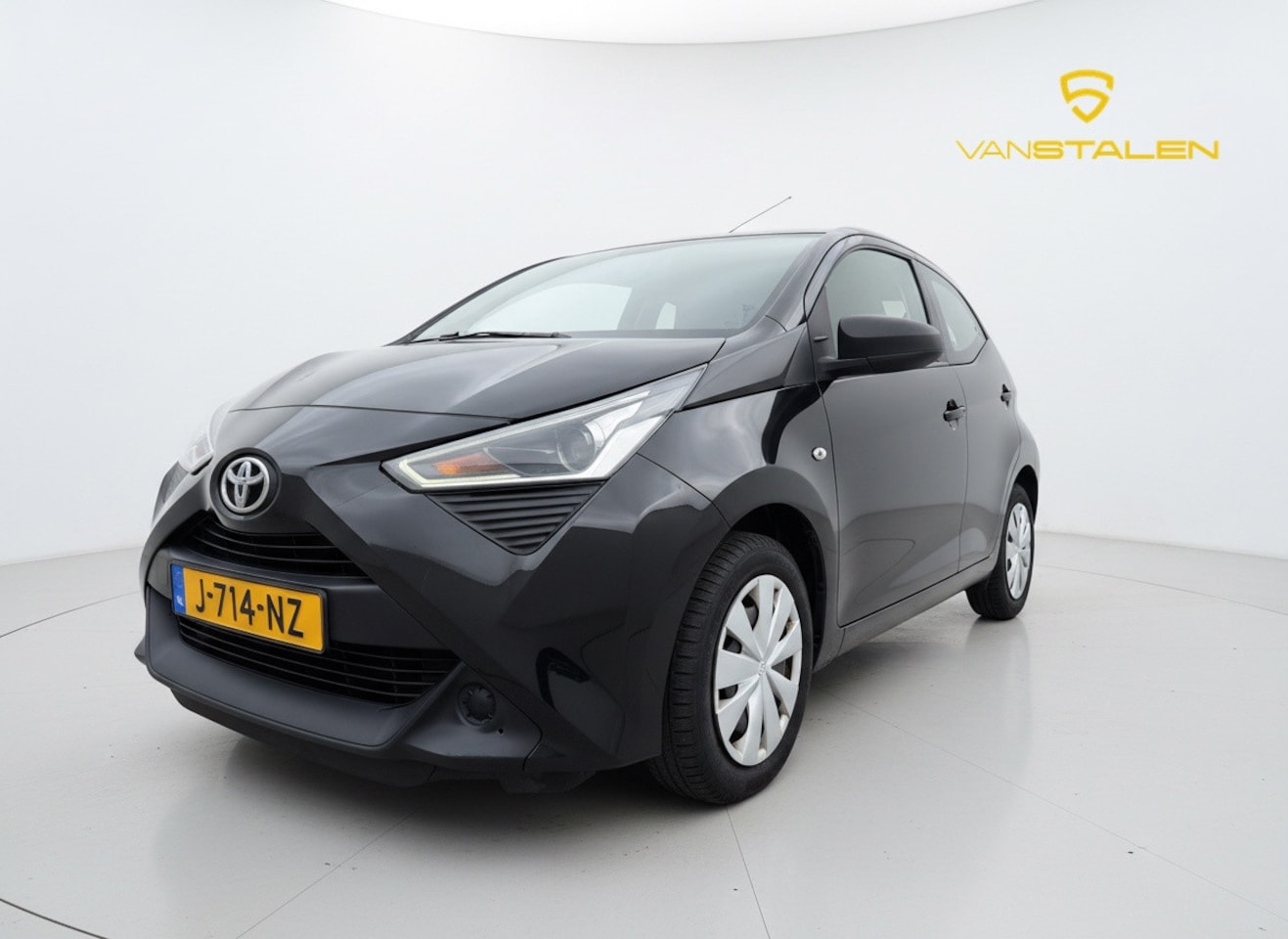 Toyota Aygo - 1.0 VVT-i x-fun|Achteruitrijcamera|Elektrische ramen V|Nap|2e eigenaar - AutoWereld.nl