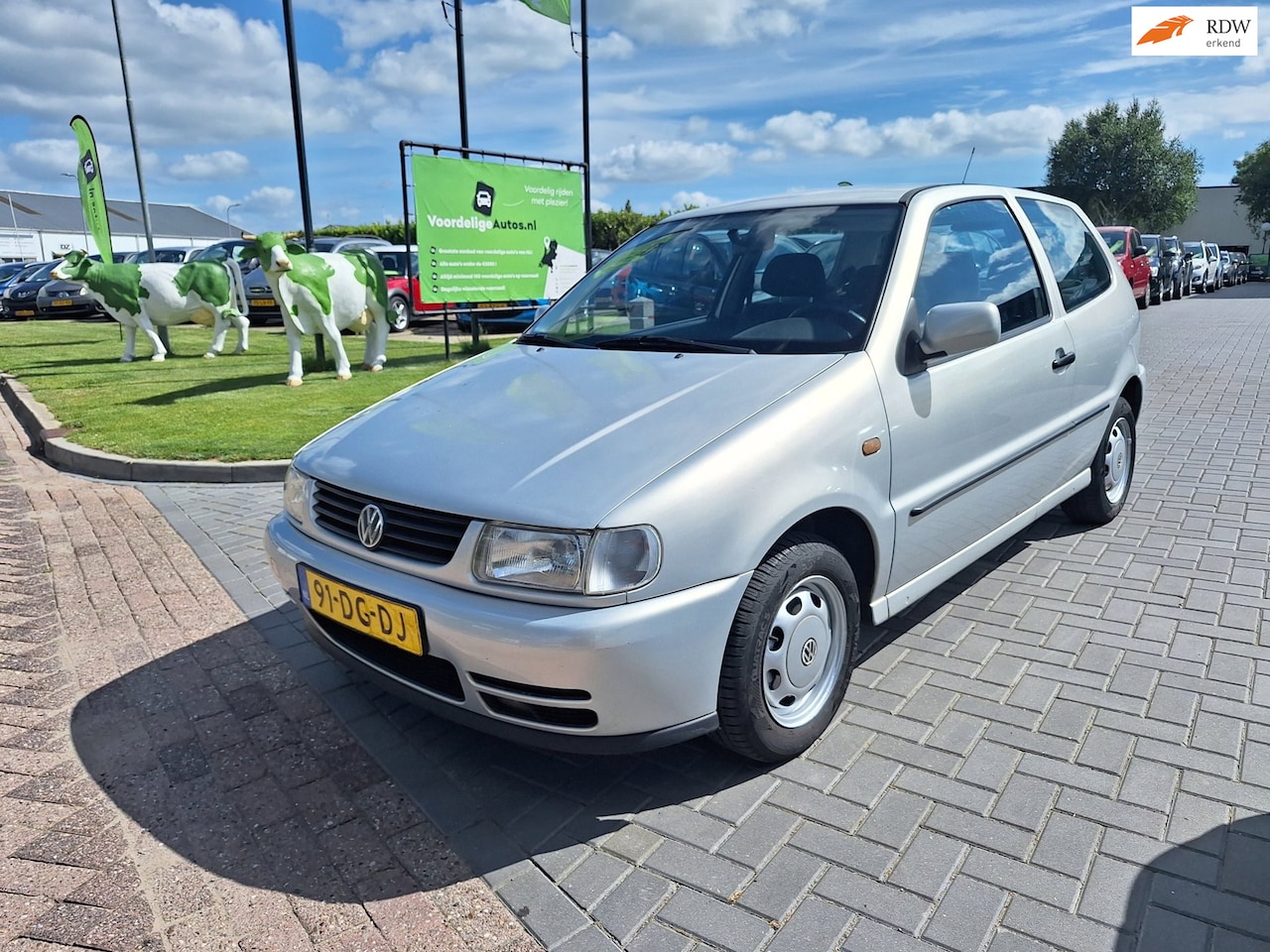Volkswagen Polo - 1.6 / AUTOMAAT / EERSTE EIGENAAR / APK jan 2027 - AutoWereld.nl