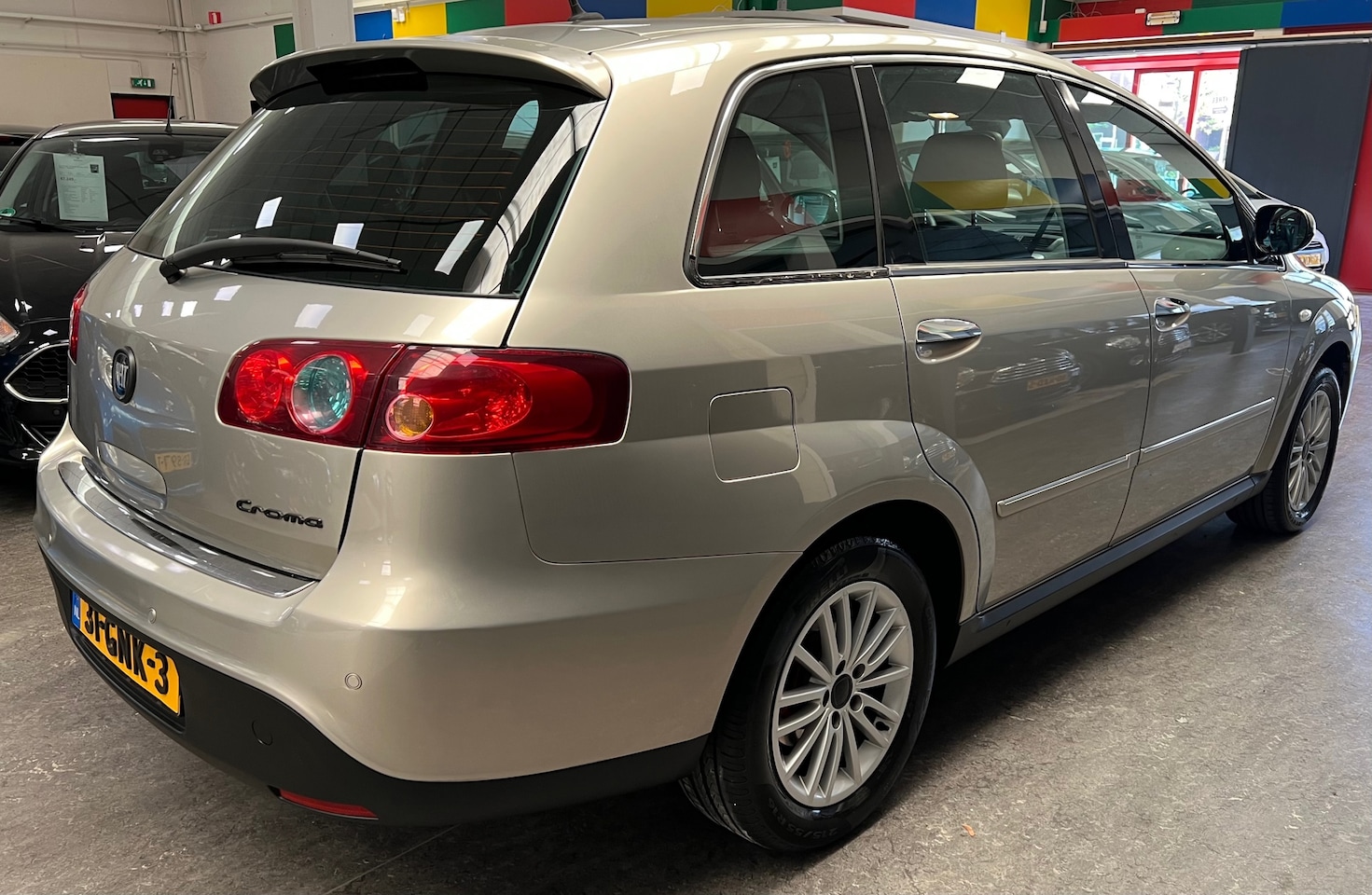 Fiat Croma - 1.8 16V Corporate Nette Auto - Cruise - Parksensor - Airco - AutoWereld.nl