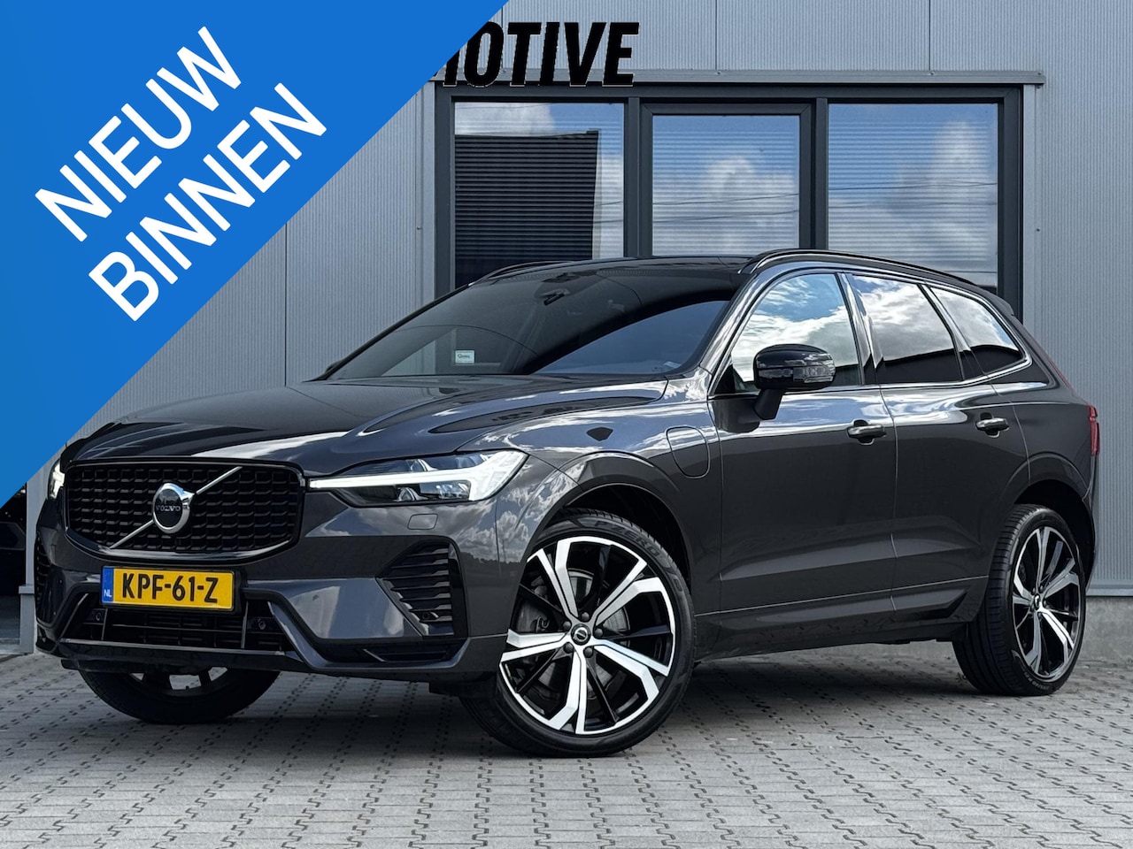 Volvo XC60 - 2.0 T6 Plug-in hybrid AWD R-Design 21 inch | Dark | ACC | Nappa leder | Adaptive LED - AutoWereld.nl