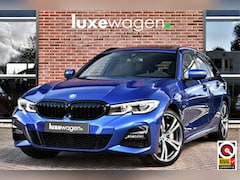 BMW 3-serie Touring - 330e xDrive M-Sport Pano Trekh El-zetels HUD Laser 19inch Adp-onderstel