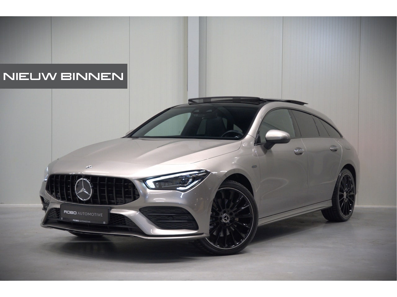 Mercedes-Benz CLA-klasse Shooting Brake - 250 e Premium | Panoramadak | Stoelverwarming | Multibeam LED | Keyless | Camera | Ambianc - AutoWereld.nl