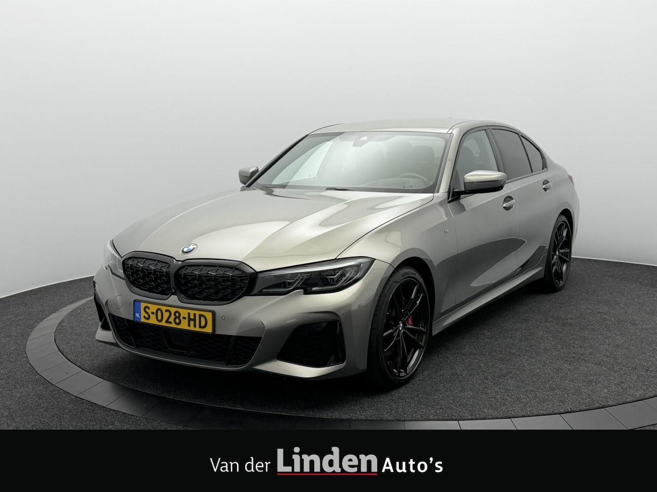 BMW 3-serie - M340d xDrive High Executive M-Sport | Head-Up Display | 360° Camera | Harman/Kardon | Full - AutoWereld.nl