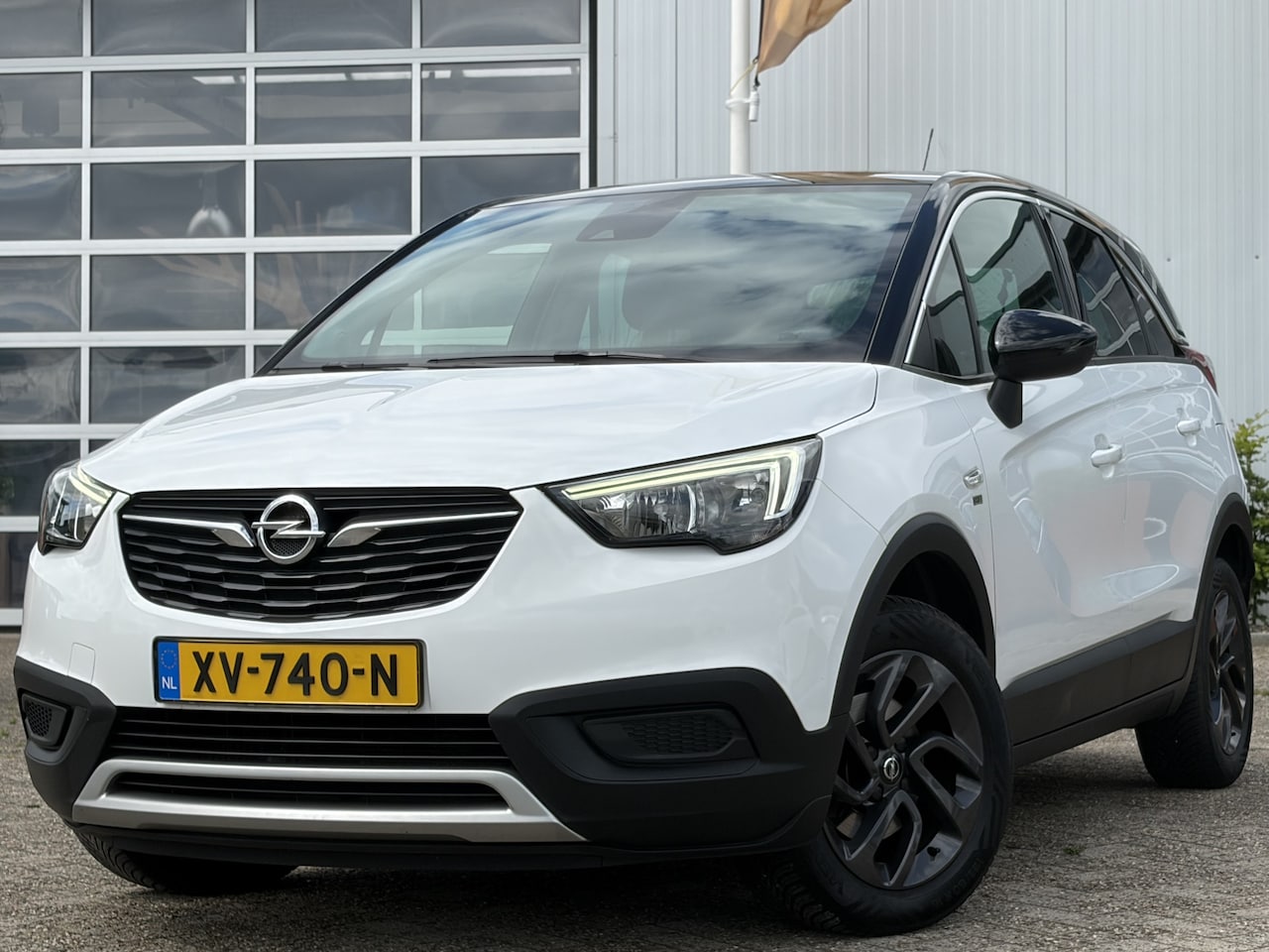 Opel Crossland X - 1.2 Turbo 120 Jaar Edition 110pk | Nieuwe distributieriem | Apple Carplay/Android Auto | B - AutoWereld.nl