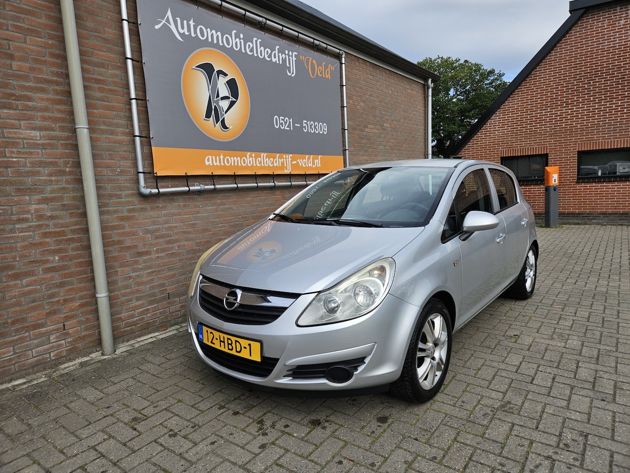 Opel Corsa - 1.4-16V Business 1.4-16V Business - AutoWereld.nl