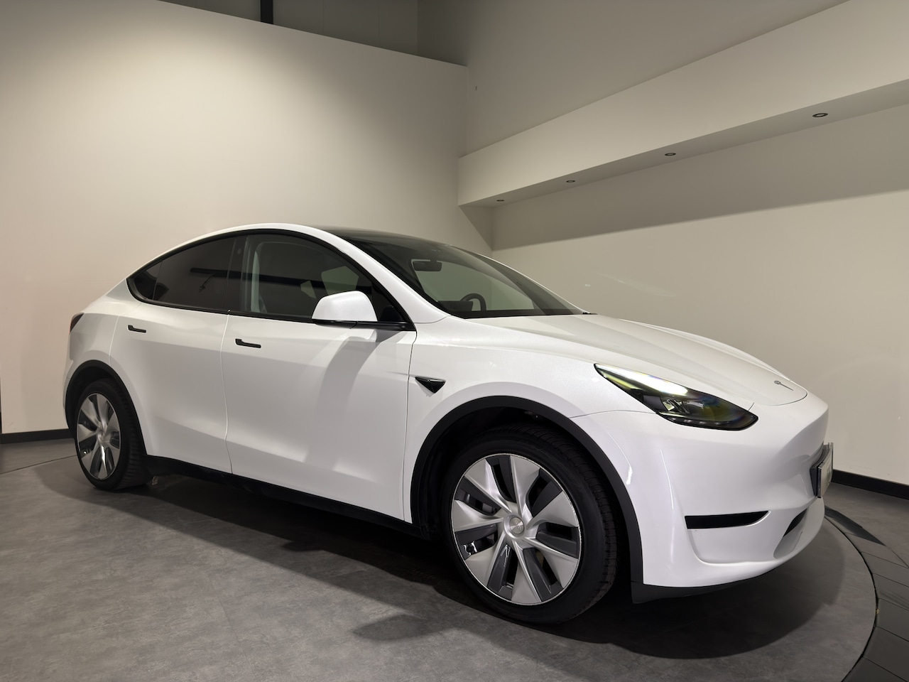 Tesla Model Y - RWD 58 kWh | Cruise Control Adaptief | - AutoWereld.nl