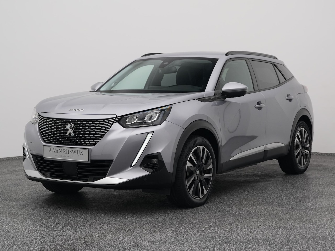 Peugeot e-2008 - EV Allure 50 kWh | CAMERA | CARPLAY | STOELVERWARMING - AutoWereld.nl