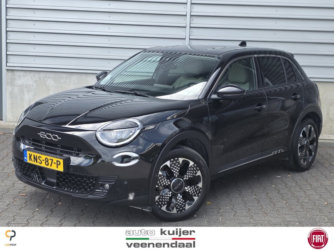 Fiat 600 - 105PK Hybrid La Prima | Massagestoel | Leder | Full options | - AutoWereld.nl