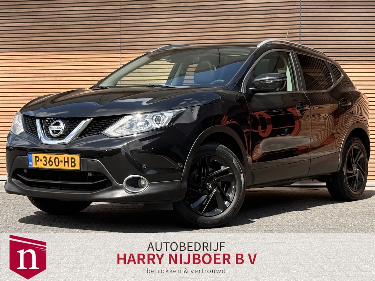 Nissan Qashqai - 1.2 Tekna Leer / Panodak / Trekhaak / Navi / 360* Camera - AutoWereld.nl