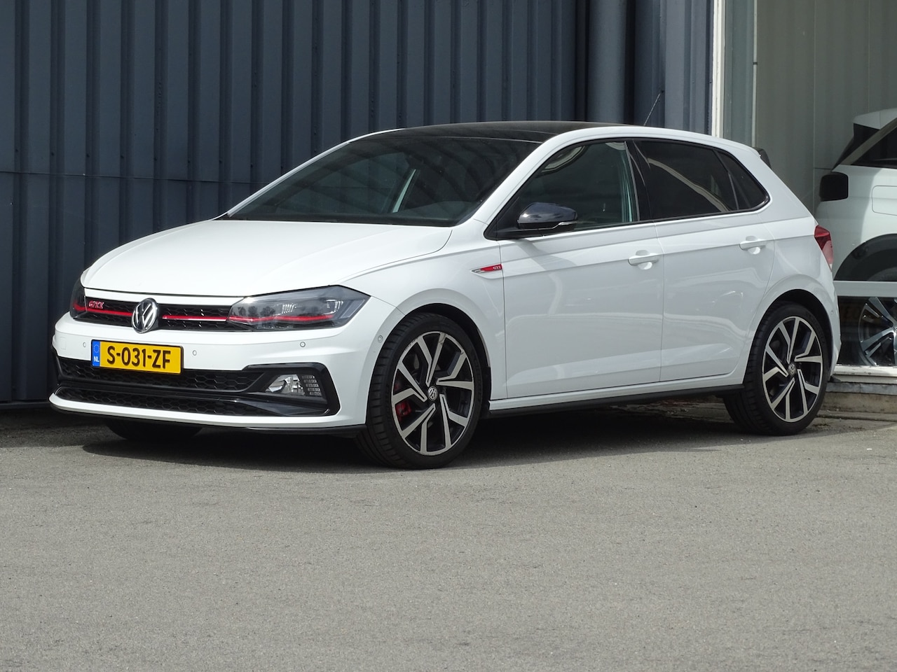 Volkswagen Polo - 2.0 TSI GTI 200 PK | DSG Automaat | Virtual Cockpit - AutoWereld.nl