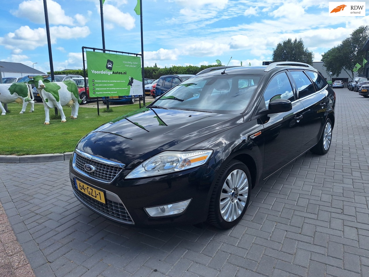 Ford Mondeo Wagon - 2.0-16V Titanium / Nette auto / APK juli 2027 - AutoWereld.nl