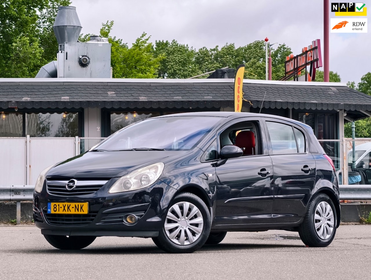 Opel Corsa - 1.2-16V Enjoy // AUTOMAAT / NAP / TREKHAAK - AutoWereld.nl
