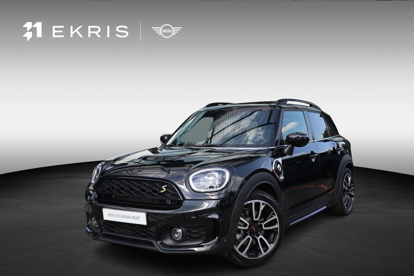 MINI Countryman - 1.5 Cooper SE ALL4 John Cooper Works | panorama dak | Harman Kardon | Elektrisch verstelba - AutoWereld.nl