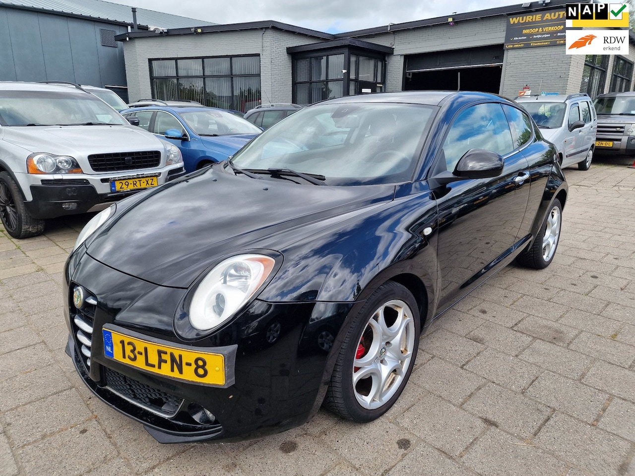 Alfa Romeo MiTo - 1.4 T Distinctive/3D/Apk 30-6-2027 - AutoWereld.nl
