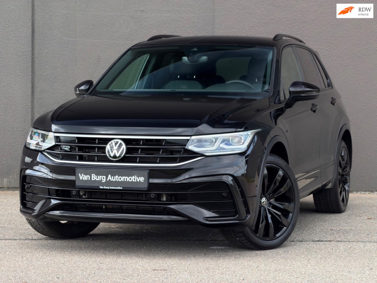 Volkswagen Tiguan - 1.4 TSI eHybrid R-Line Business 1.4 TSI eHybrid R-Line Business+ - AutoWereld.nl