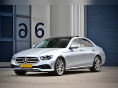 Mercedes-Benz E-klasse - 300 e / NL Auto / Pano / Burmester / Wide screen / Sfeer / Trekhaak / BTW