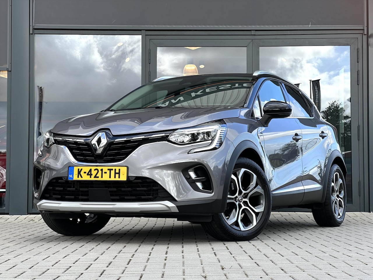 Renault Captur - TCe 130 EDC Edition One Trekhaak / Camera / 18" / Dakreling - AutoWereld.nl