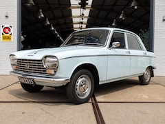 Peugeot 204
