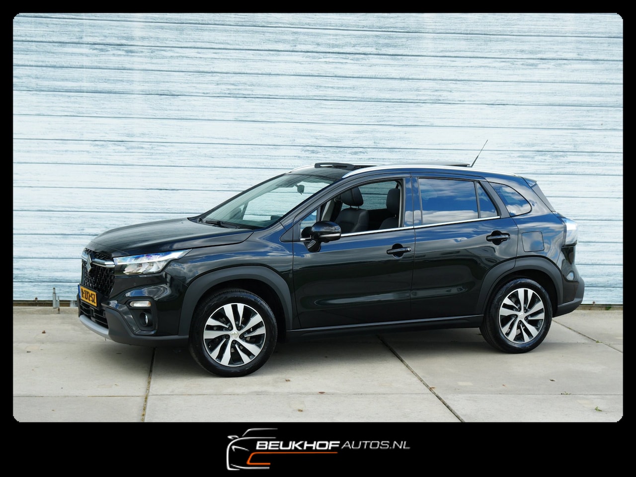Suzuki S-Cross - 1.4 Boosterjet Style Smart Hybrid Pano Leer - AutoWereld.nl