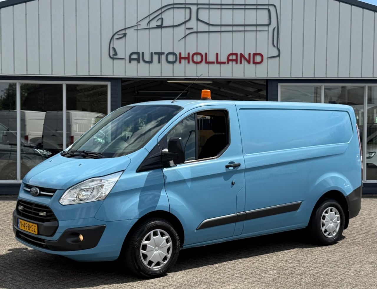 Ford Transit Custom - 2.0 TDCI 96KW 131PK EURO 6 AIRCO/ CRUISE CONTROL/ PARKEERSENSOREN/ 100% DEALERONDERHOUDEN - AutoWereld.nl